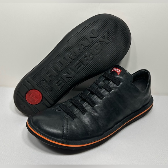 Camper Beetle Shoes Men's 10 / 43 Black Leather Lightweight Slip on 18751 - Picture 1 of 10